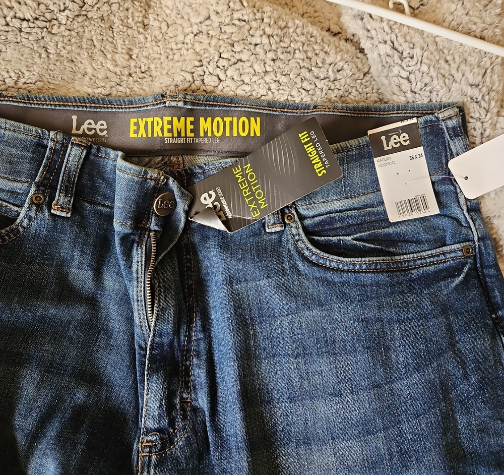 Lee Extreme Motion Denim Jeans in Blue